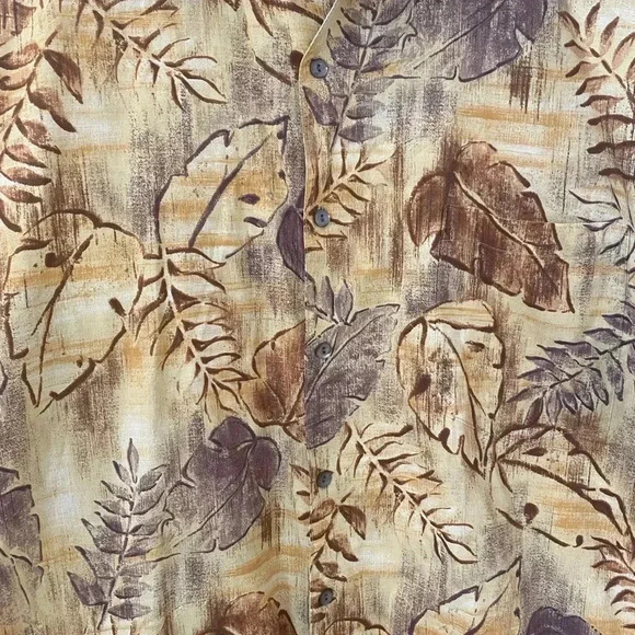 Tori Richard Button Up Floral Hawaiian Lawn Shirt - Picture 2 of 5